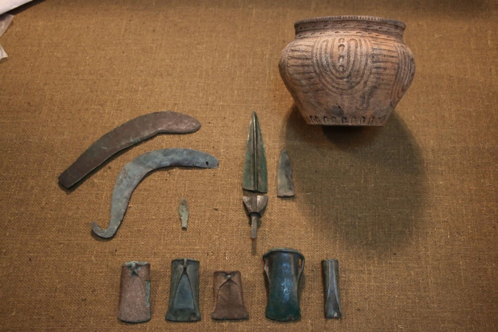 Археологическая коллекция в фондах Славянского музея (фото)