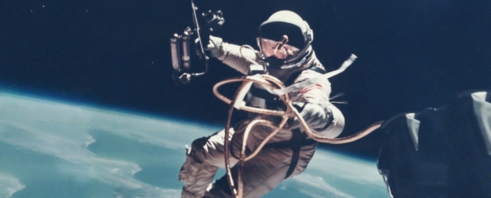 Грязная история NASA: как астронавтам агентства 57 лет приходилось мучатся при походе в туалет