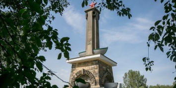 В Совфеде назвали способы воздействовать на Польшу из-за сноса памятников советским воинам