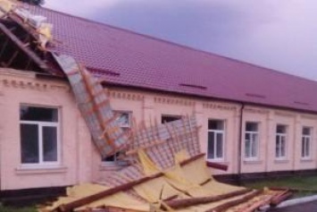 В Черкасской области оценили ущерб, нанесенный ураганом