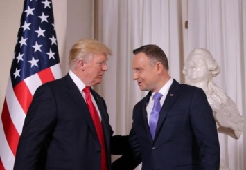 Трамп прибыл в Польшу с официальным визитом