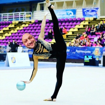 Гоша Куценко занялся гимнастикой