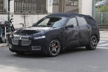 Серийный Maserati Levante попал на шпионские фото