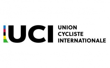 UCI разрешил велокомандам во всех категориях пользоваться радиосвязью