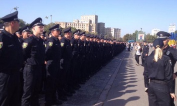 Патрульные полицейские Харькова приняли присягу
