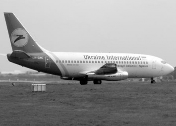 Медведев поручил придумать санкции для украинских авиакомпаний