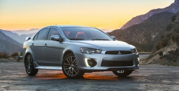 Mitsubishi слегка обновила Lancer