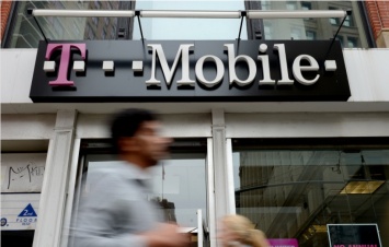 В США хакеры похитили личные данные 15 млн клиентов T-Mobile