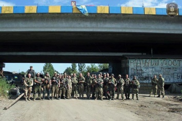 Жители поселка под Луганском сообщили миссии ОБСЕ об обысках их домов батальоном "Днепр-1"