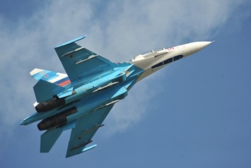 МИД Турции: Военный самолет РФ перехватили из-за нарушения воздушного пространства
