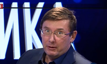 Луценко: Рада должна принять закон о выборах на Донбассе до 2016 года