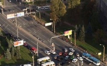 После взрыва перекресток Кантемировской и Сампсониевского оцепили