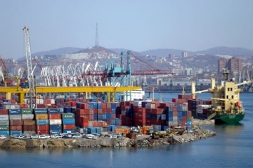 Проект введения в портах ДФО режима порто-франко внесут в кабмине до 2 ноября