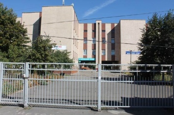 Депутаты "УДАРа" узаконили рейдерский захват больницы в Дарнице