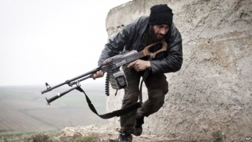 США доставили сирийским повстанцам оружие и боеприпасы