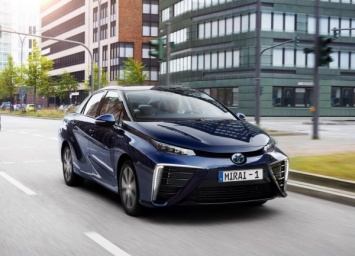 Toyota представила европейскую версию Mirai