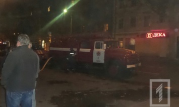 В Одессе загорелся подвал, одним из собственников которого является "Укртелеком"