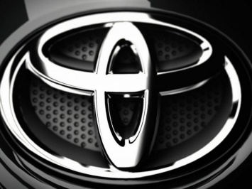 Toyota приняла решение о прекращении продаж авто с бензиновым двигателем