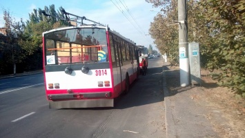 «Опят двадцать пять»: николаевцы жалуются на очередной сломанный троллейбус