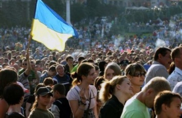 Население Украины продолжает вымирать, - Госстат