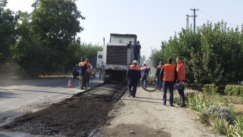 На запорожских дорогах проводится "экспериментальный" ремонт