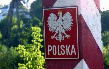 Польша увеличила выдачу виз для украинцев