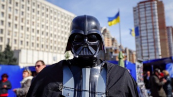 Порошенко рассмотрит кандидатуру Дарта Вейдера на роль премьера Украины
