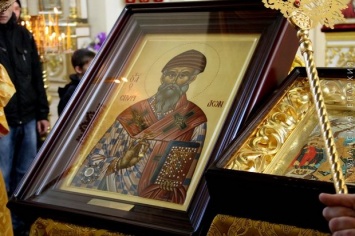 Свято-Петропавловский собор Луганска получил в дар икону из Греции
