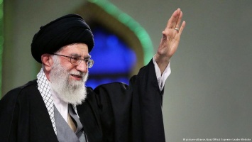 Духовный лидер Ирана одобрил ядерную сделку