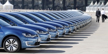 Продажи Volkswagen Group в мире снизились на 1,5%