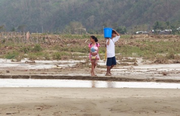 Тайфун на Филиппинах: Количество жертв превысило 50 человек