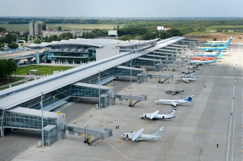 В аэропорту "Борисполь" задержали трех мужчин, находившихся в международном розыске