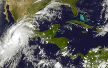 Специалисты NASA засняли крупнейший ураган Патриция из космоса