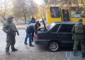 В Мариуполе в связи с напряженной обстановкой усилили патрулирование улиц