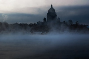В ночь на 25 октября в Санкт-Петербурге ожидается сильный туман
