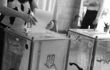 Местные выборы начались в Луганской области, военные усилили блокпосты