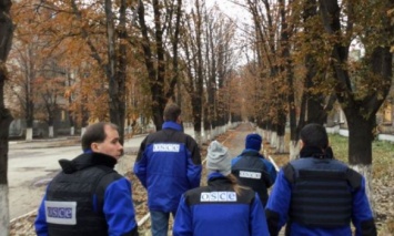 Наблюдатели ОБСЕ впервые за 2,5 месяца попали в Дебальцево
