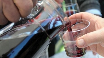 Крымские магазины заполонил контрафактный алкоголь