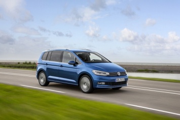 В Украине стартовали продажи нового Volkswagen Touran