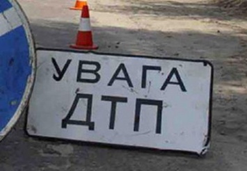ДТП в Днепропетровске: водитель погиб, а подросток получил травмы