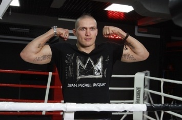 Александра Усика назвали интерконтинентальным боксером года