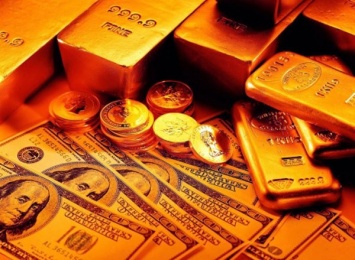 За неделю золотовалютные резервы РФ истощали на $2,7 млрд