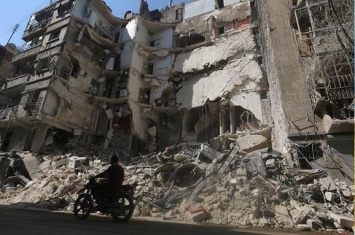Сирийские войска обстреляли рынок возле Дамаска, погибли около 40 человек