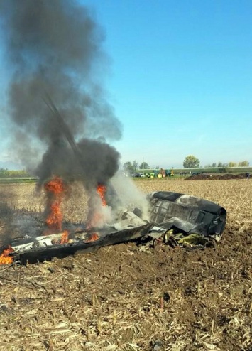 В Италии взорвался военный самолет, двое погибших