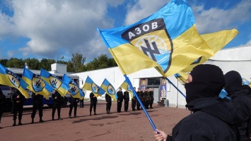 В Москве задержаны 10 бойцов батальона «Азов» за торговлю оружием