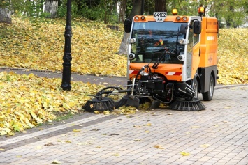 Центр Киева будут убирать пылесосами
