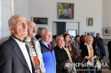 В Симферополе открылась выставка крымскотатарского художника «Прерванный путь» (ФОТО)
