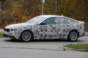 BMW впервые вывел на тесты новое поколение 5-Series GT