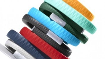 В Fitbit и Jawbone не считают Apple Watch конкурентным продуктом