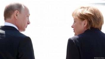 Forbes: Путин, Меркель и Обама - в тройке самых влиятельных людей